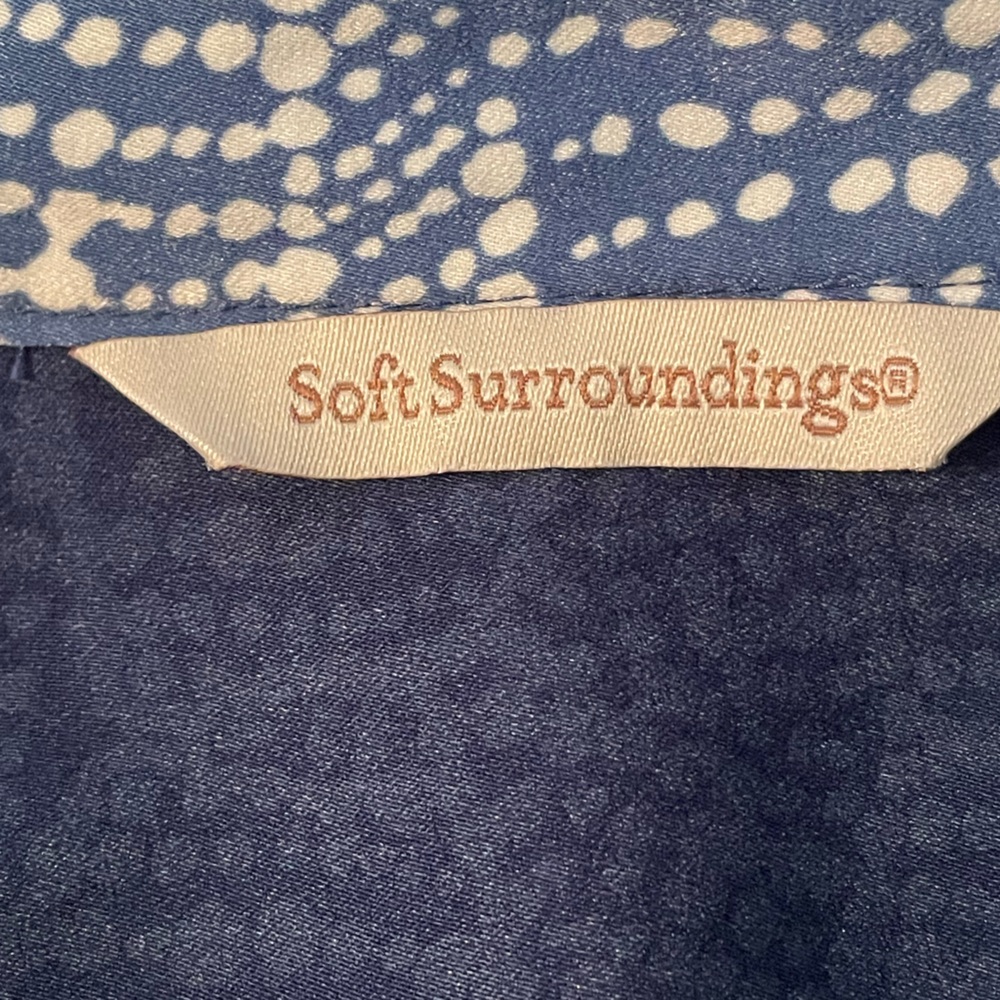 COPY - 👚 SOFT SURROUNDINGS L Ombré Tunic. Abstract blue and white dot print. 👚 - Picture 7 of 11